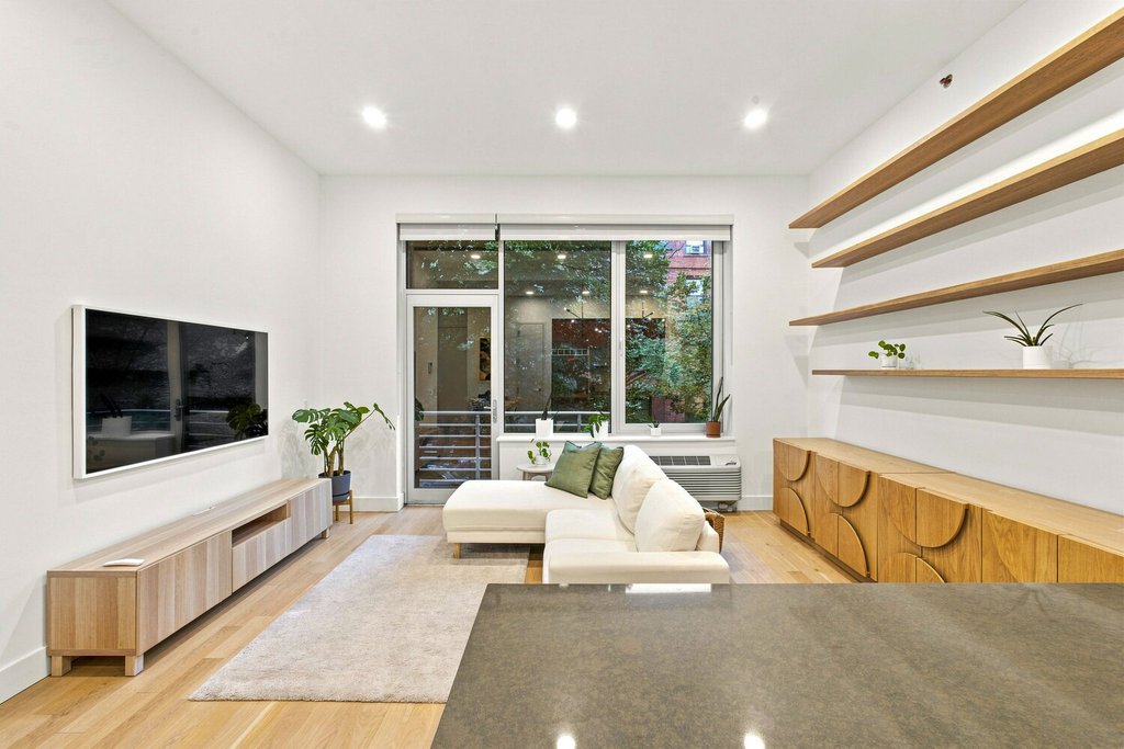 42 Duffield Street, Unit 2A