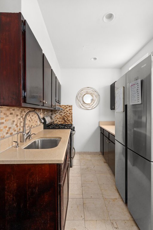 101 Linden Street, Unit 4E photo 3