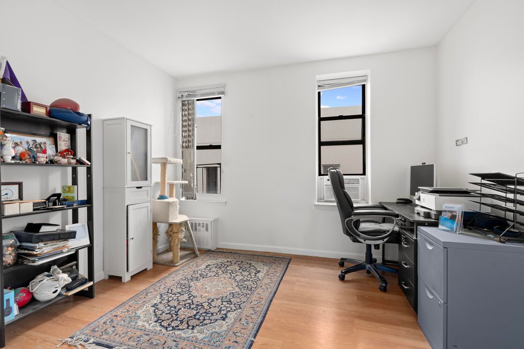 101 Linden Street, Unit 4E photo 4