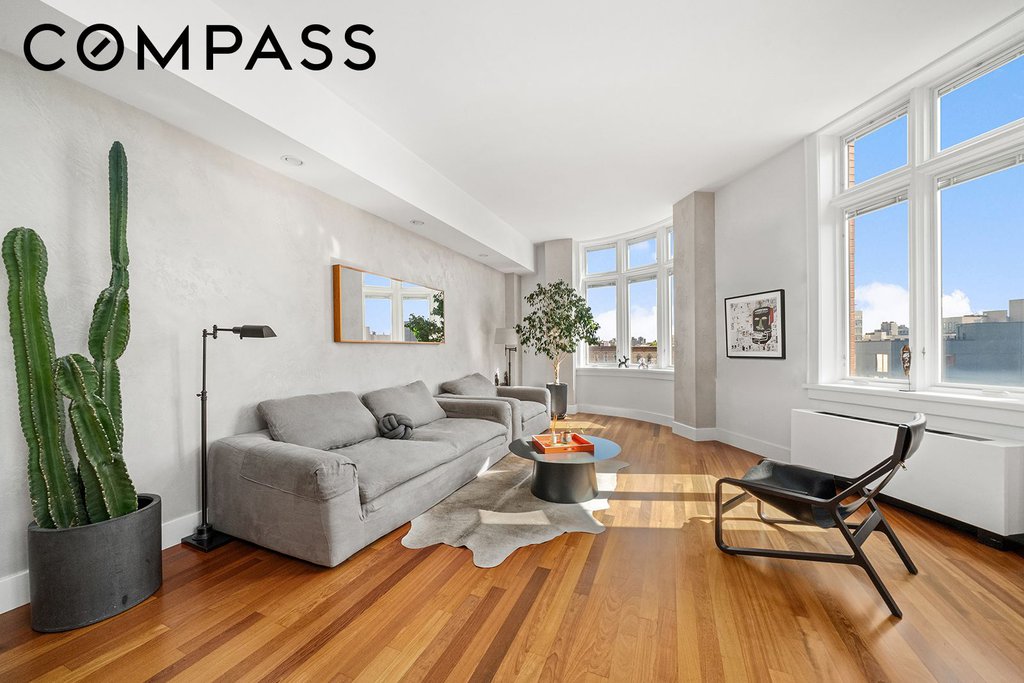 12 McGuinness Boulevard South, Unit PH7 photo 6