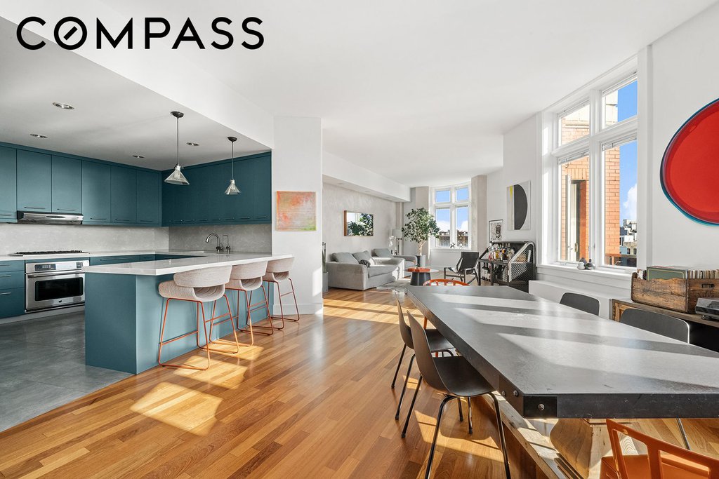 12 McGuinness Boulevard South, Unit PH7 photo 3
