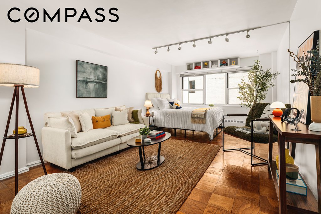 153 East 57th Street, Unit 7J