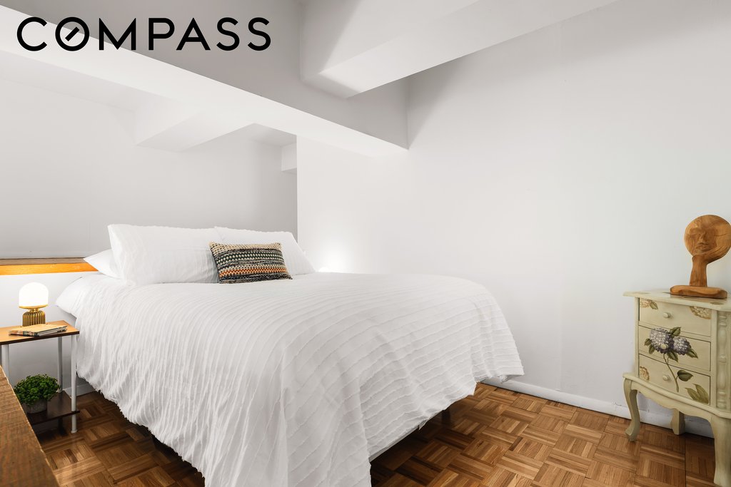 310 East 46th Street, Unit 3N photo 3