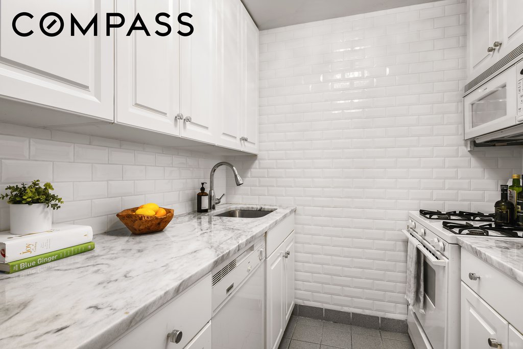 310 East 46th Street, Unit 3N photo 7