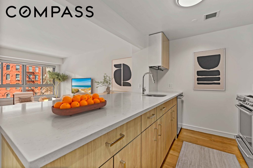 171 West 131st Street, Unit 411 photo 3