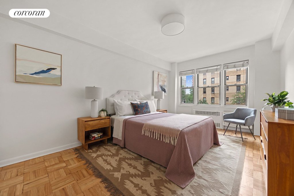 34 Plaza Street East, Unit 306 photo 4