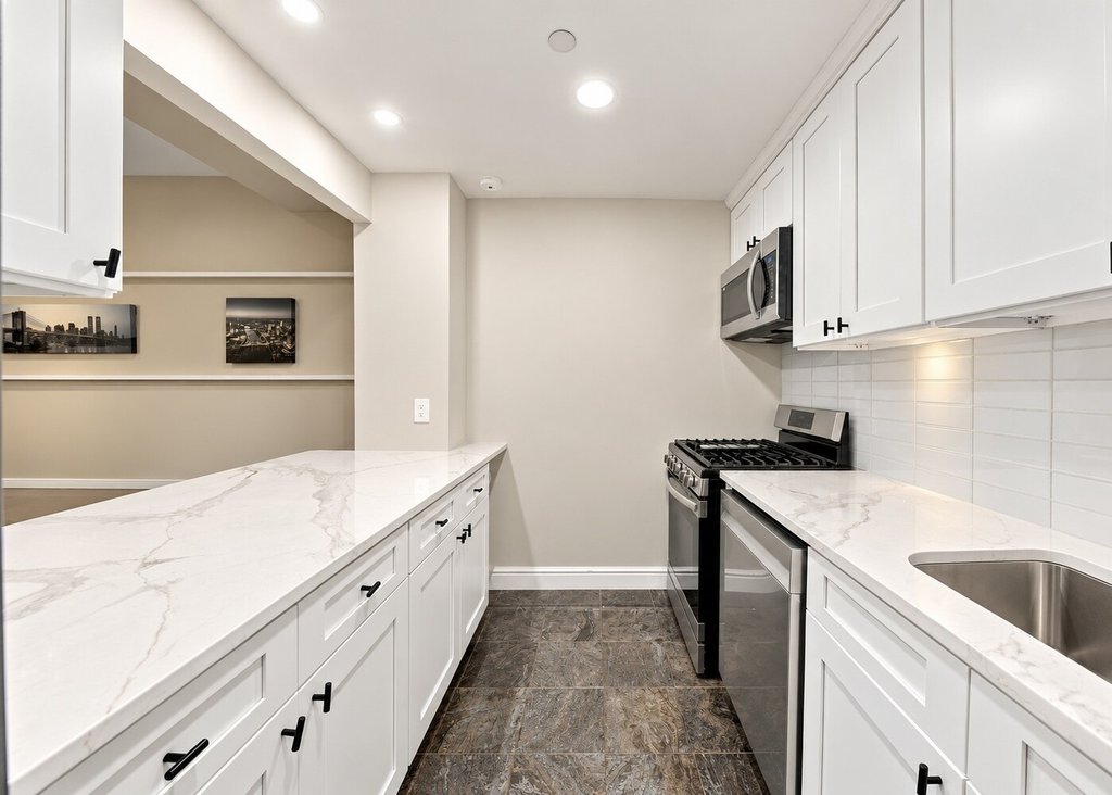 51 Saint Nicholas Avenue, Unit 3A photo 6