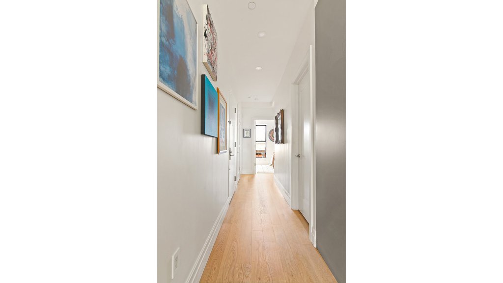 132 Sixth Avenue, Unit 3 photo 6