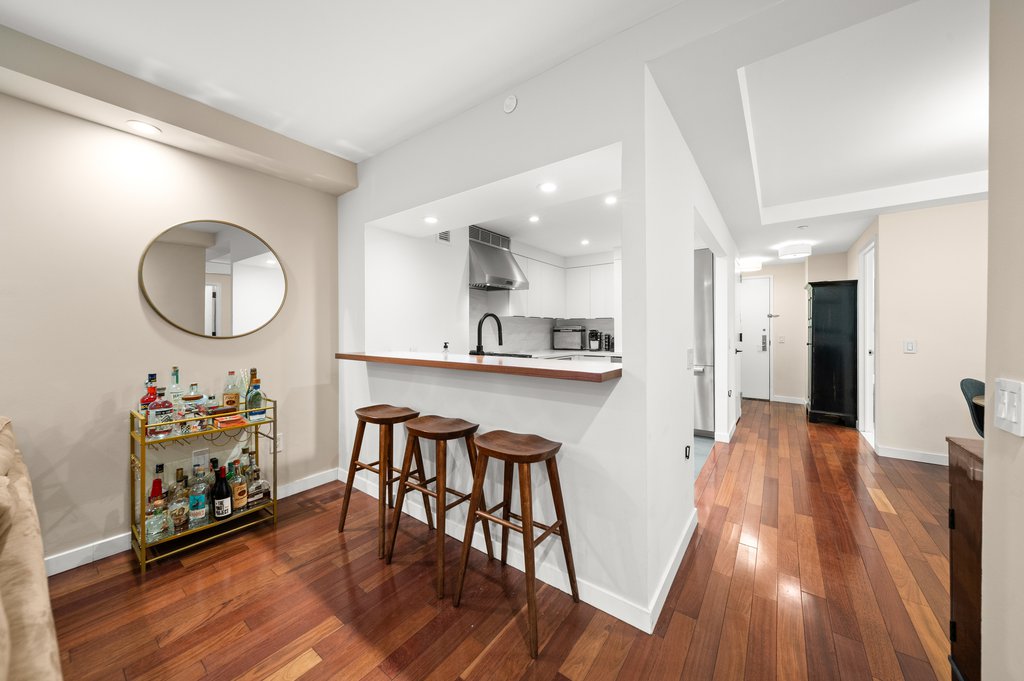 121 East 23rd Street, Unit 7D photo 6