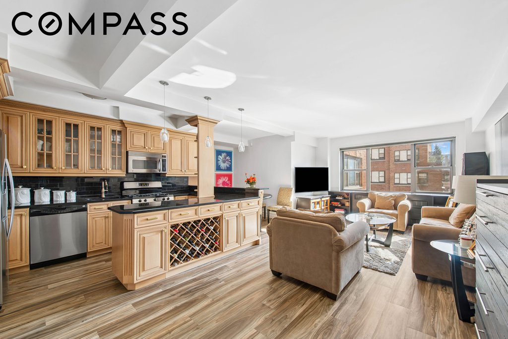 136 East 76th Street, Unit 15A