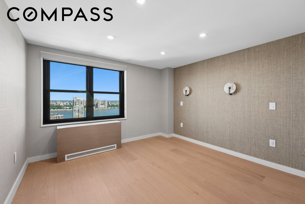 201 West 70th Street, Unit 37B photo 9