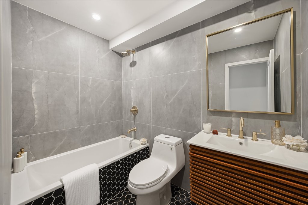 69 Clermont Avenue – For Sale photo 11