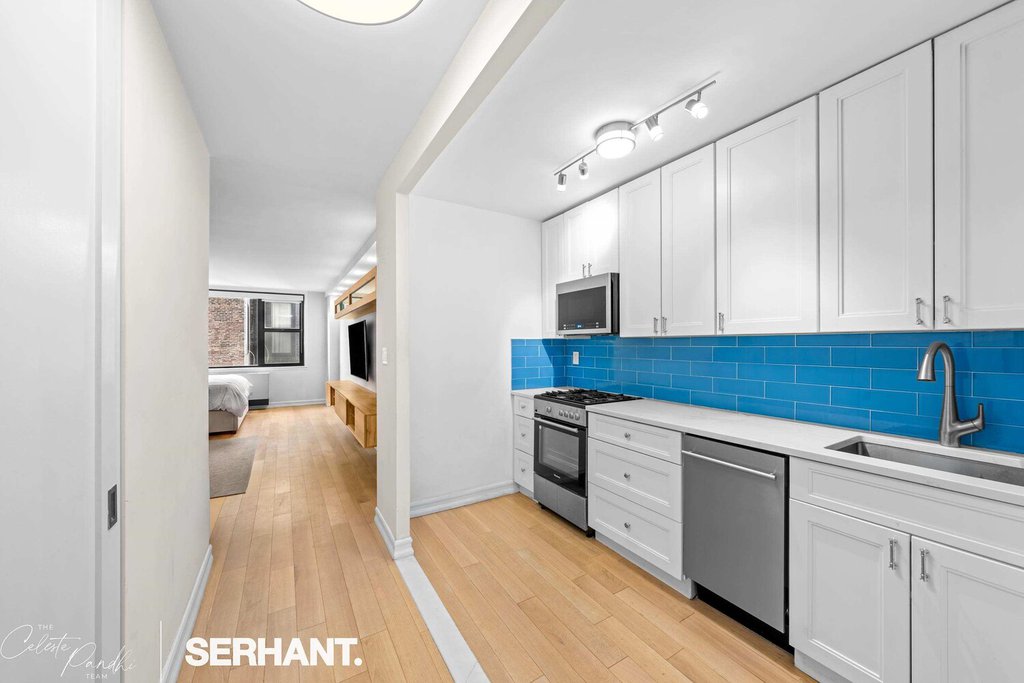 130 East 18th Street, Unit 8K photo 6