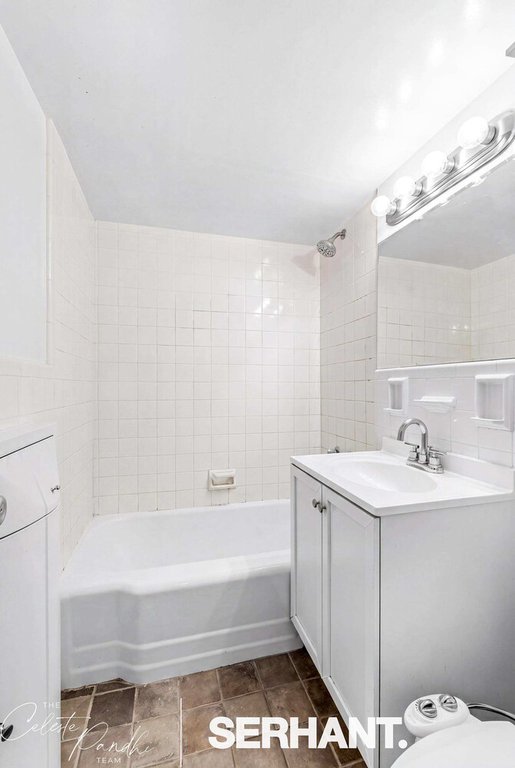 130 East 18th Street, Unit 8K photo 10