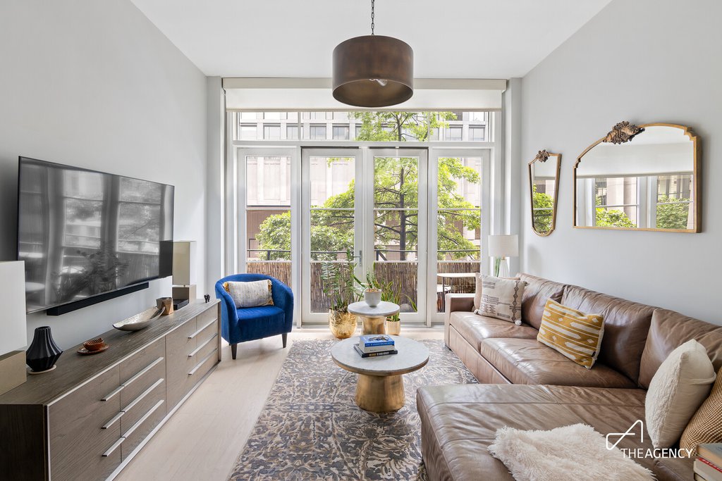 42 Main Street, Unit 2B