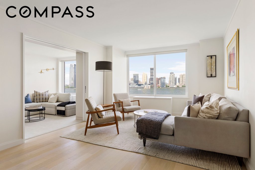 212 Warren Street, Unit 11E