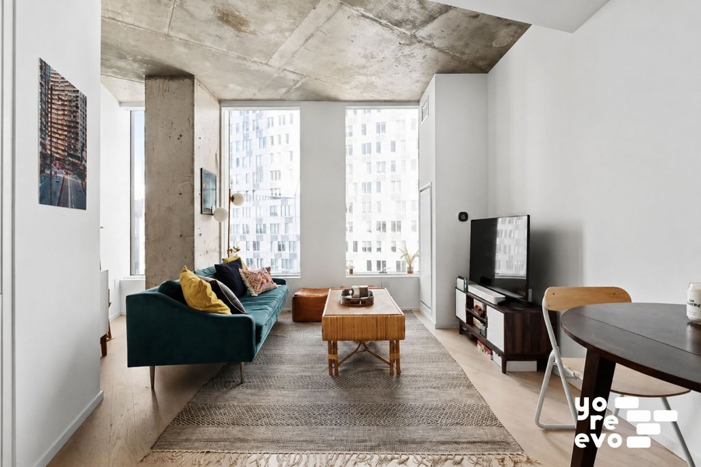556 State Street, Unit S11