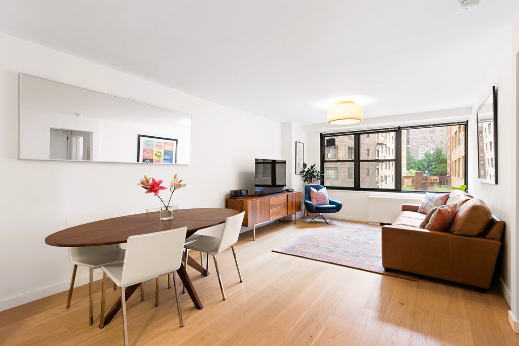 305 East 40th Street, Unit 6B photo 2