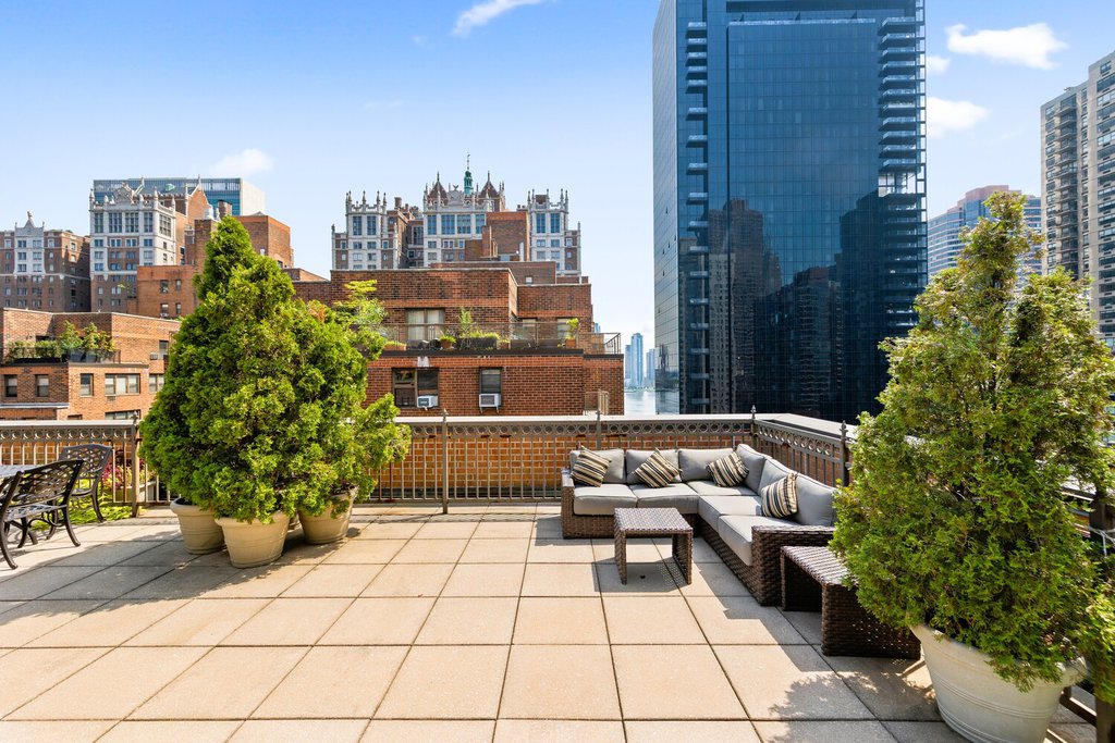 305 East 40th Street, Unit 6B photo 13