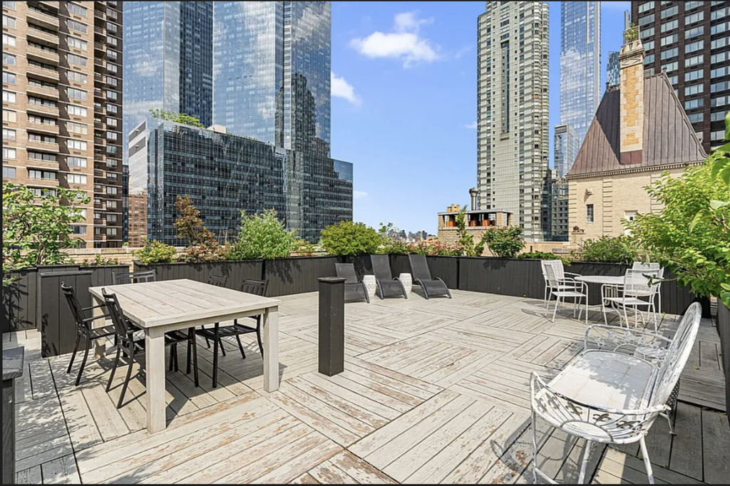 340 West 57th Street, Unit 2B photo 9