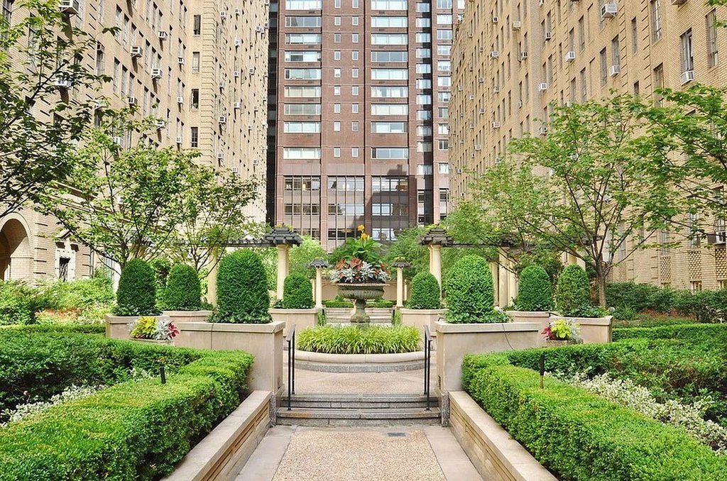 340 West 57th Street, Unit 2B photo 11
