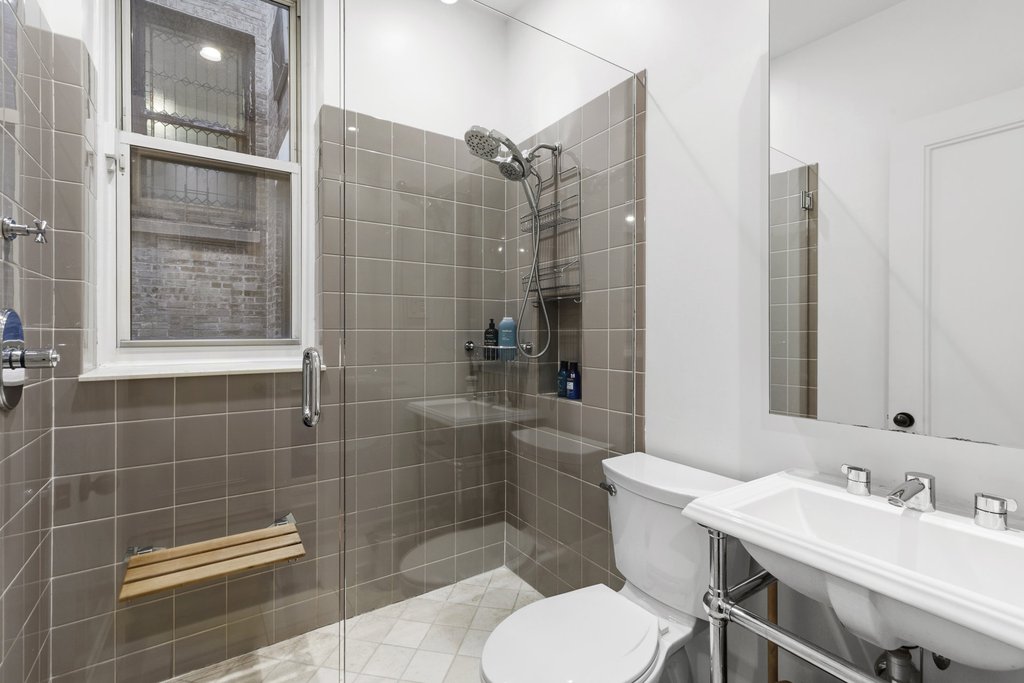 1261 Madison Avenue, Unit 6S photo 11