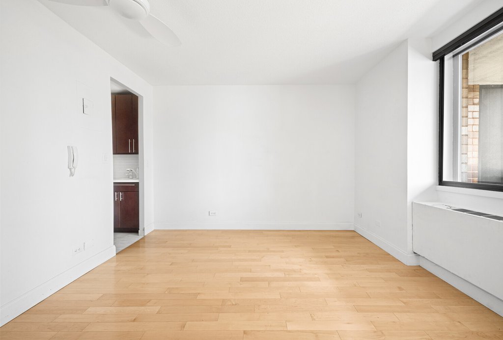 233 East 86th Street, Unit 15A photo 8