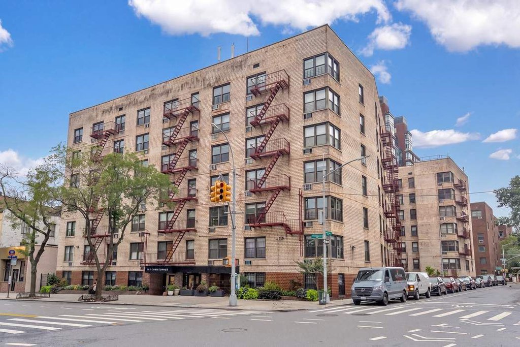 165 Christopher Street, Unit 6C photo 10