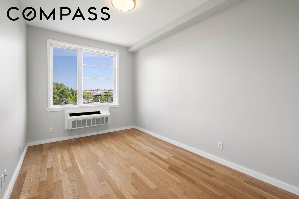 195 Hawthorne Street, Unit 5E photo 12
