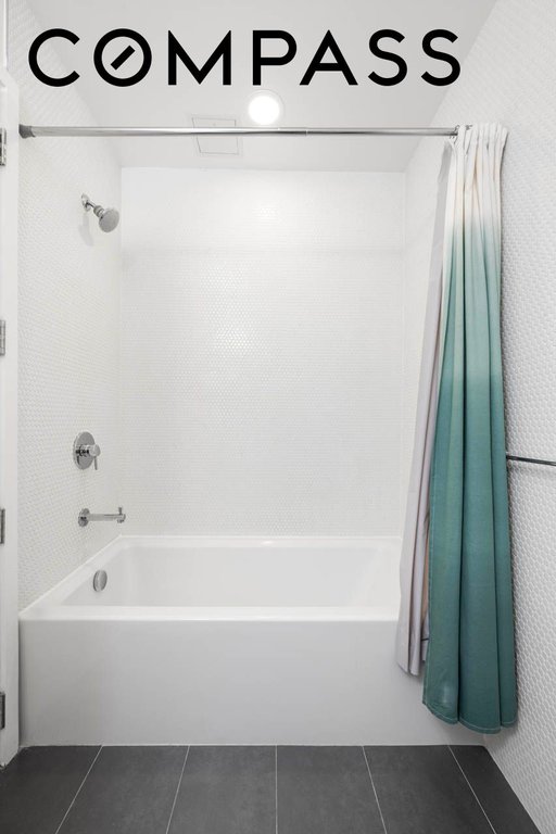 195 Hawthorne Street, Unit 5E photo 15