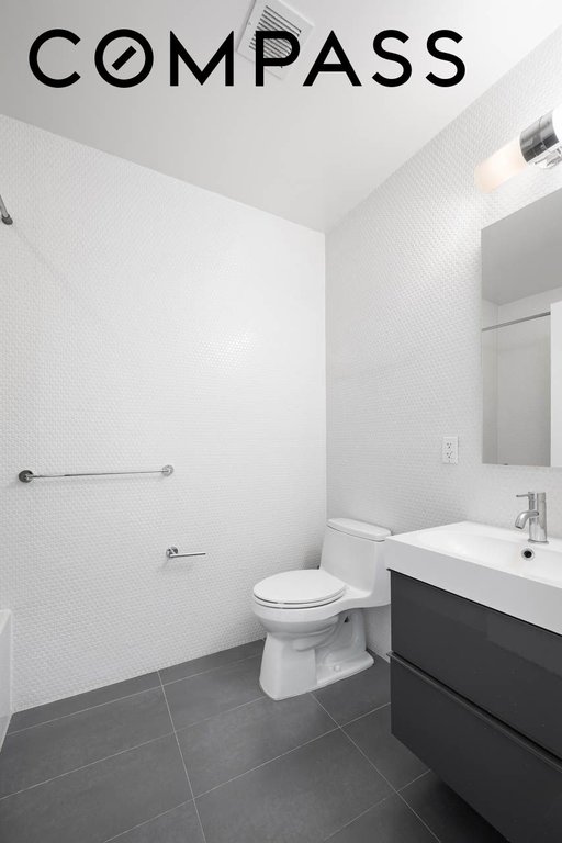 195 Hawthorne Street, Unit 5E photo 16
