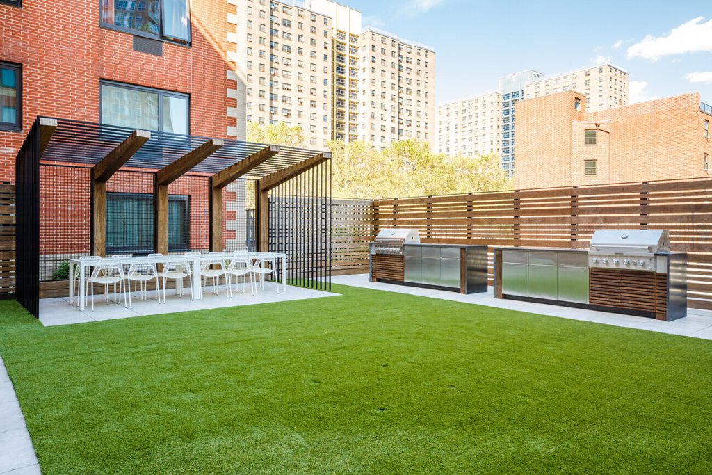 1325 Fifth Avenue, Unit 6E photo 13