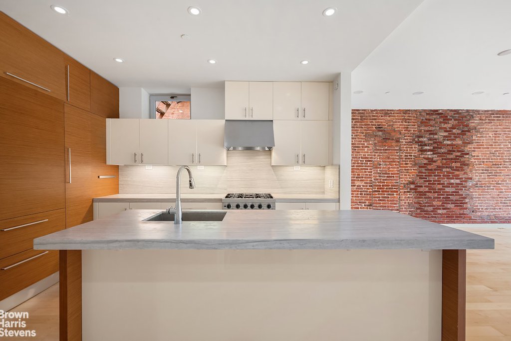 223 West 135th Street, Unit 3 photo 4