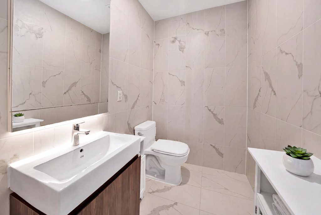21 Powers Street, Unit PHC photo 6