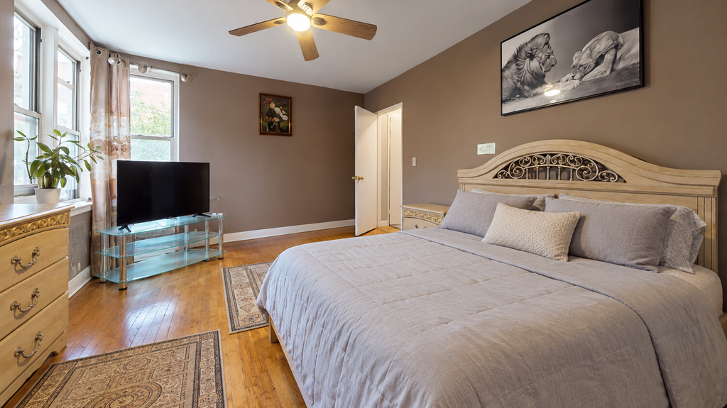1750 East 14th Street, Unit 5G photo 3