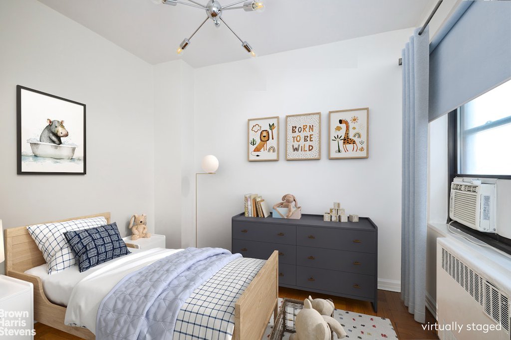 50 Sutton Place South, Unit 3K photo 2