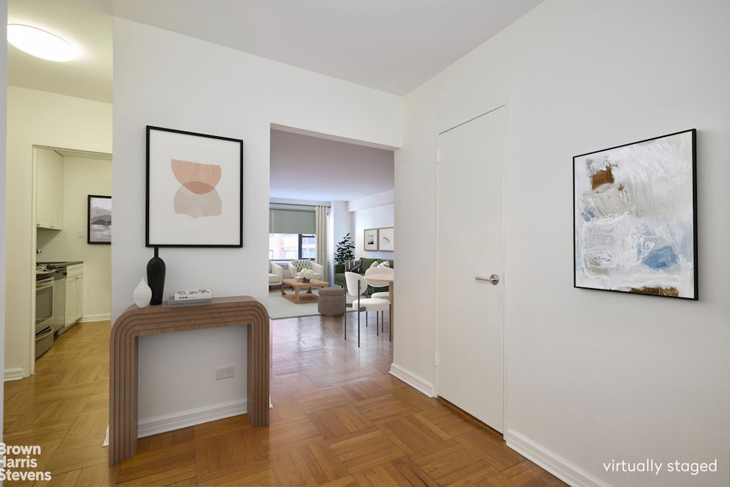 50 Sutton Place South, Unit 3K photo 3