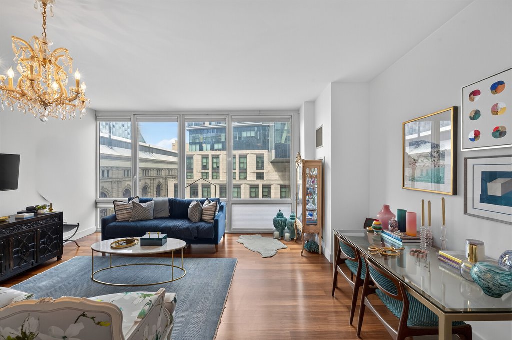 10 West End Avenue, Unit 6F