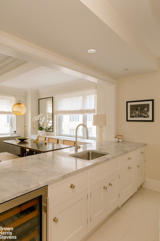 530 Park Avenue, Unit 14H photo 6