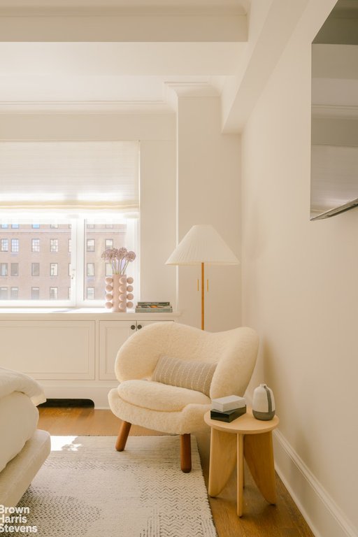 530 Park Avenue, Unit 14H photo 9