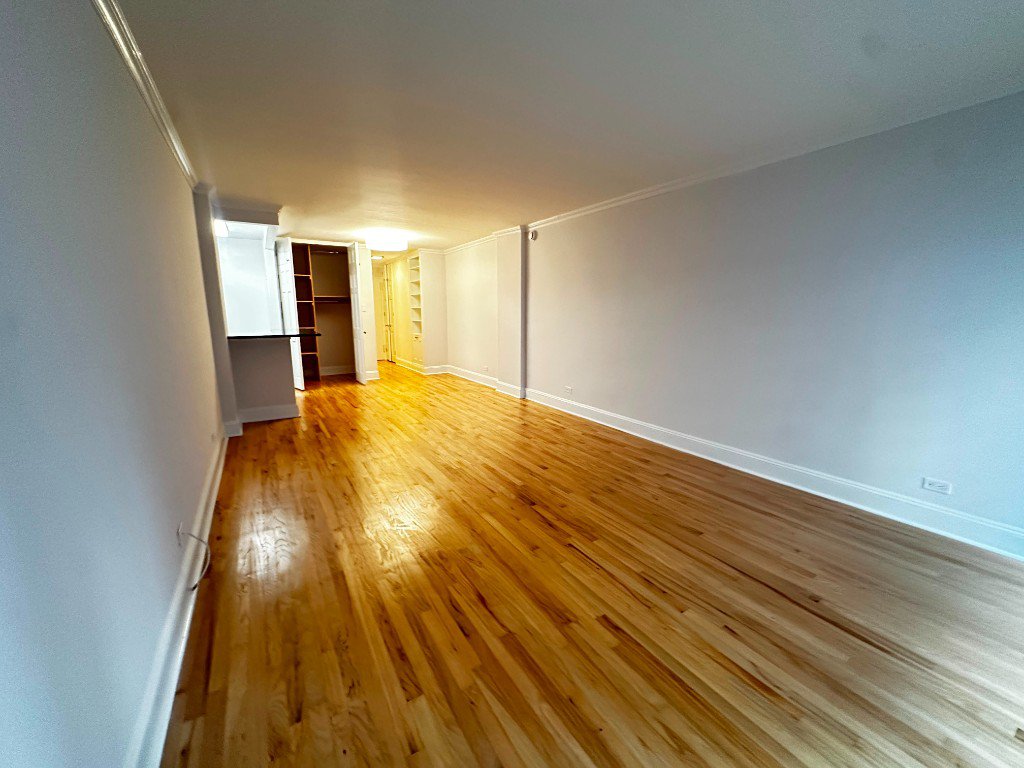442 West 57th Street, Unit 4G photo 7