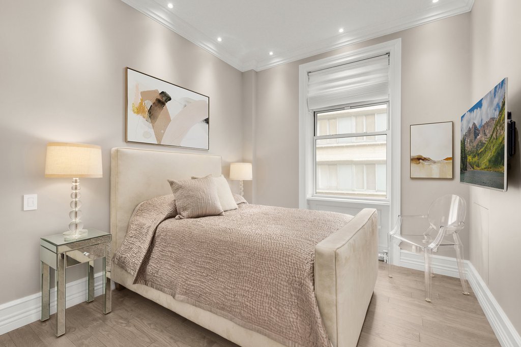 140 West 69th Street, Unit 52 photo 5
