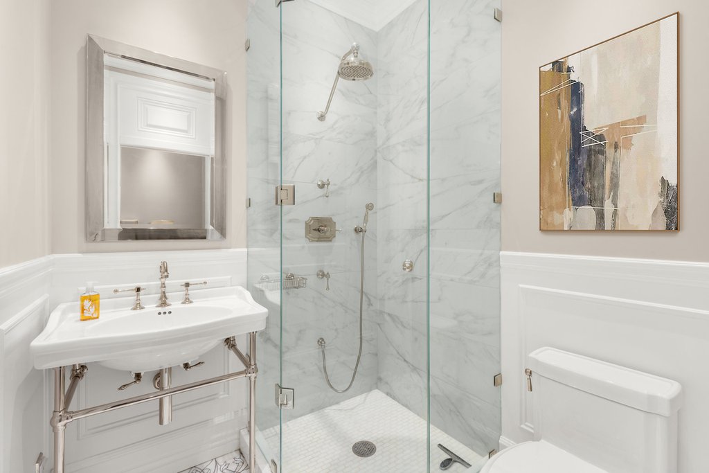 140 West 69th Street, Unit 52 photo 7