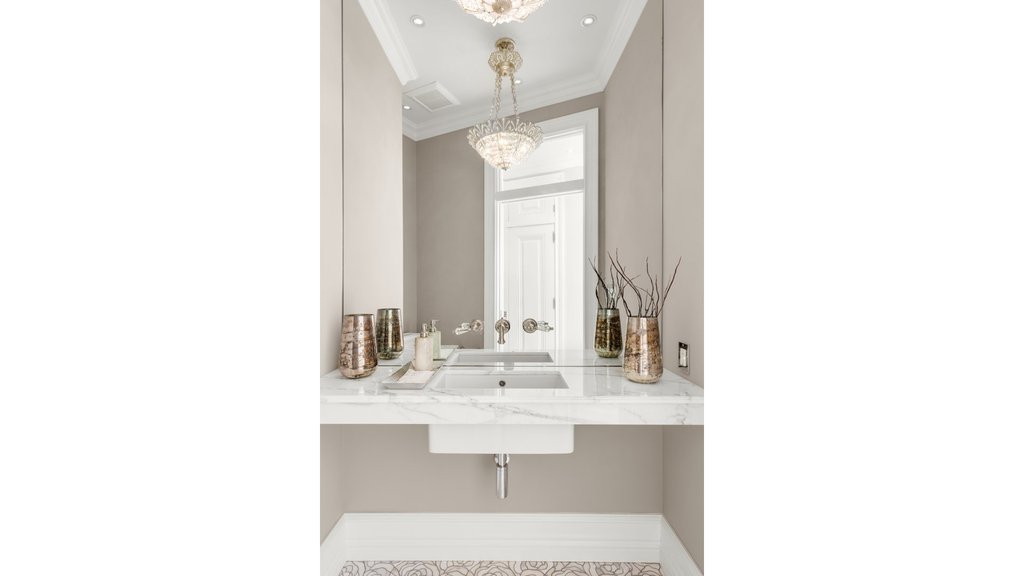 140 West 69th Street, Unit 52 photo 9