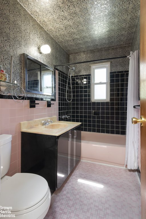 1263 East 222nd Street – For Sale photo 10