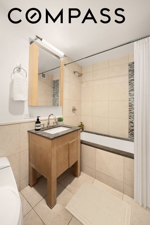 350 West 42nd Street, Unit 6I photo 5