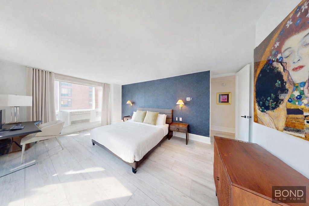 1 Irving Place, Unit PH22D photo 13