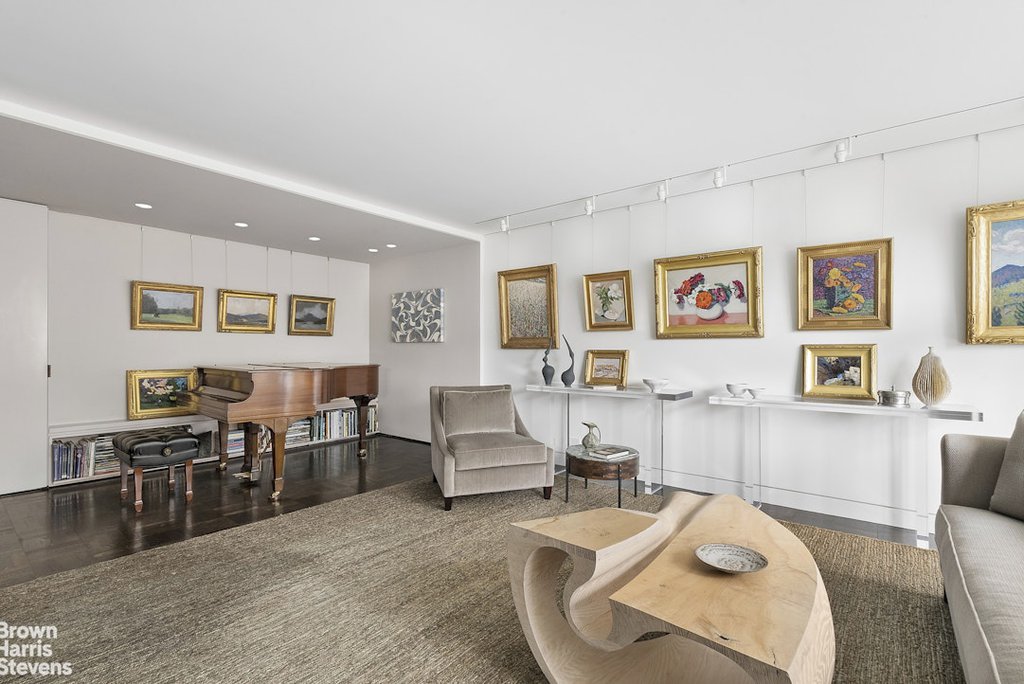 1050 Fifth Avenue, Unit 7C photo 2