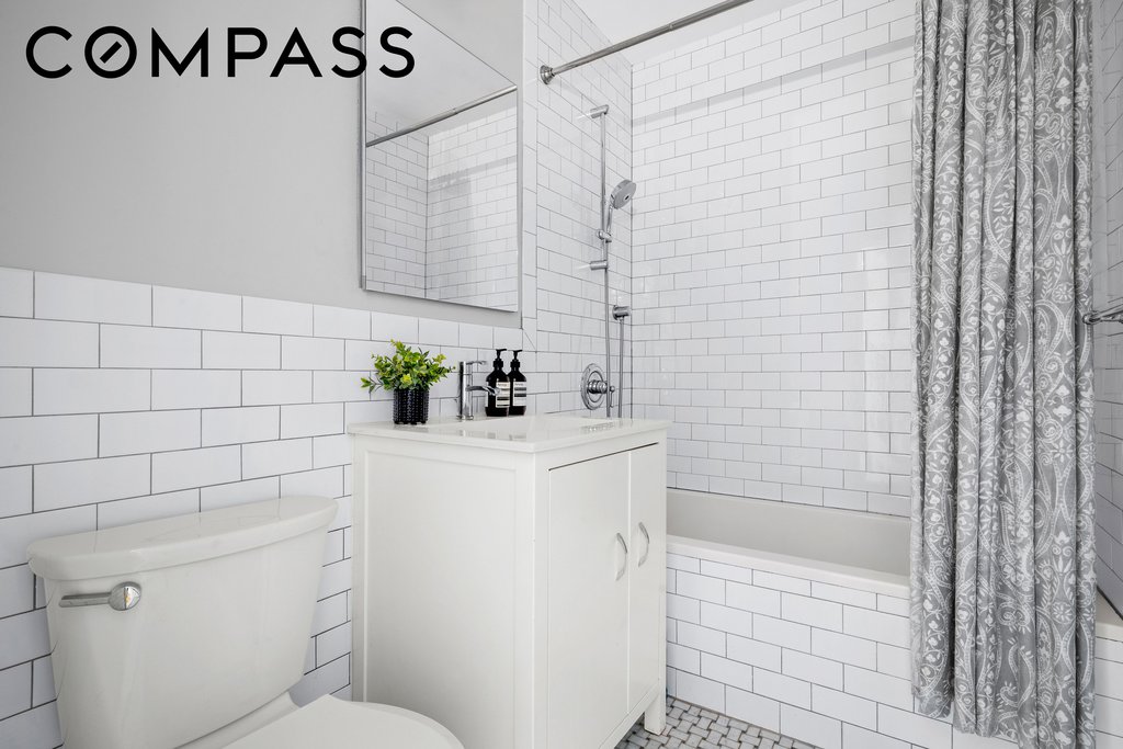455 FDR Drive, Unit B405 photo 10