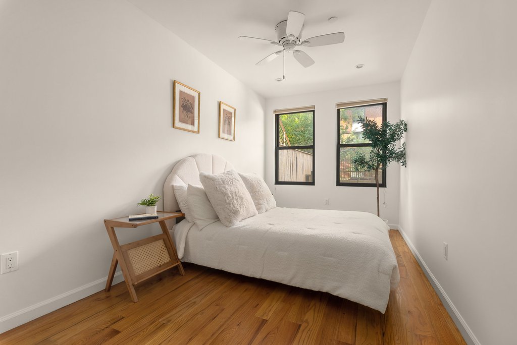 521A Greene Avenue, Unit 1 photo 4